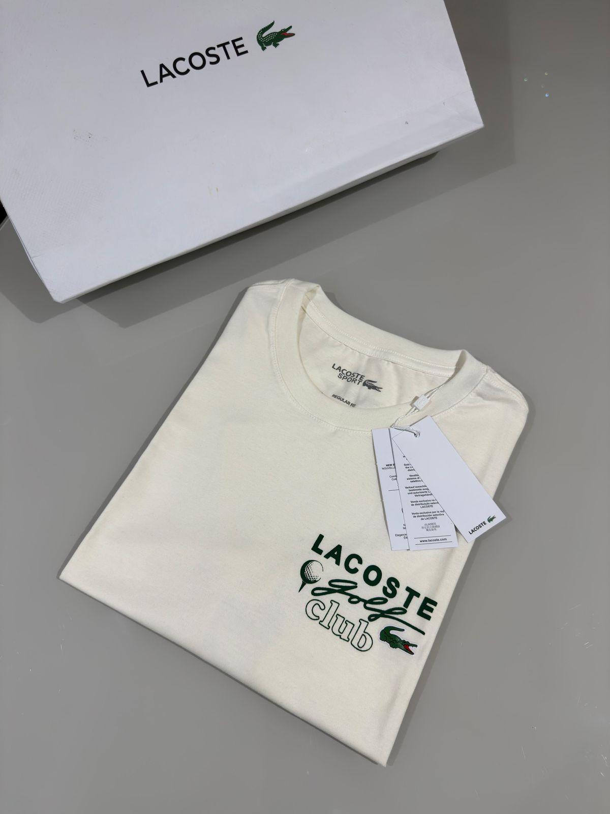 camiseta Lacoste branca (Golf Club) M M